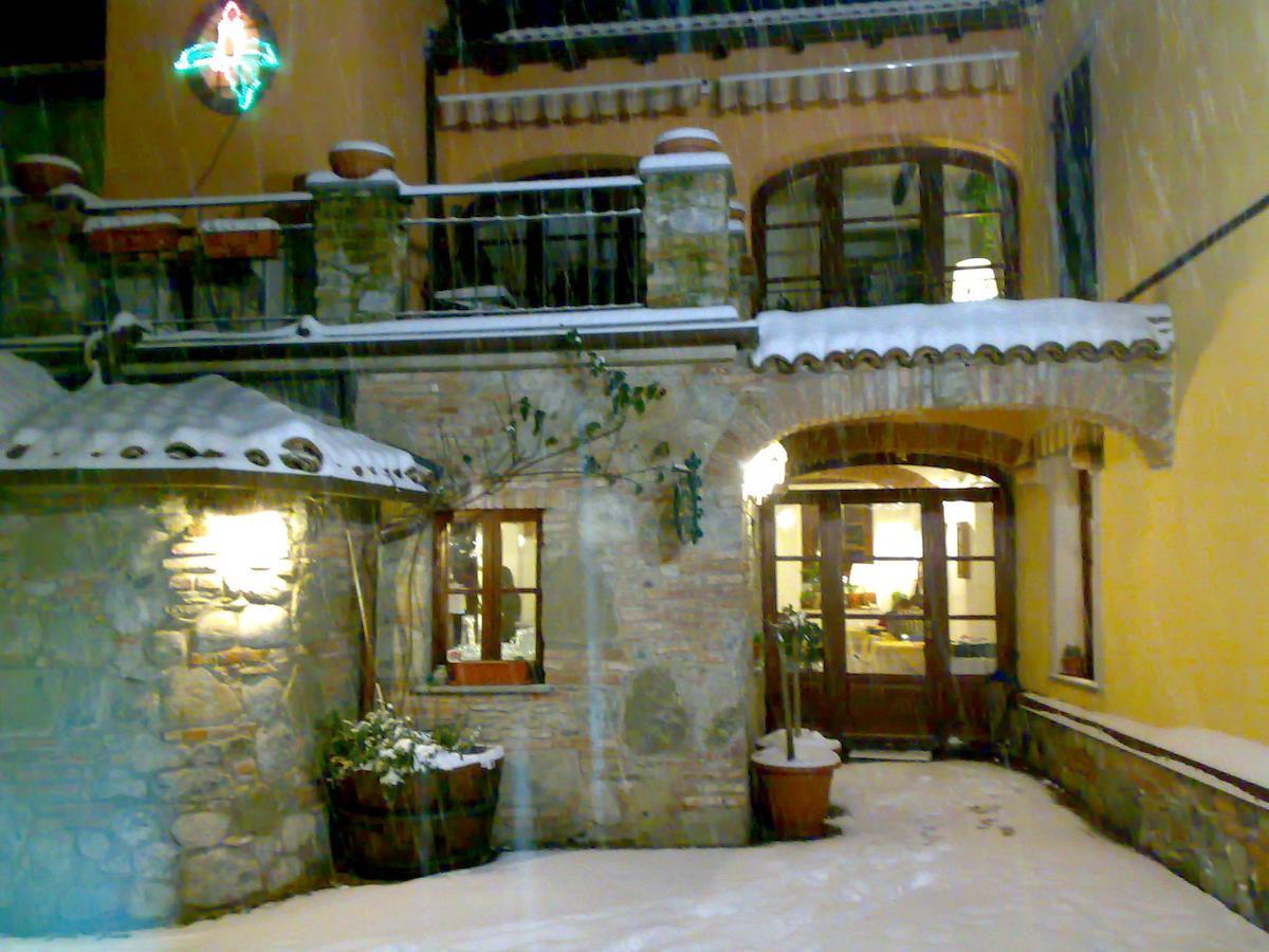 Hotel Il Portico Carrosio Exterior foto
