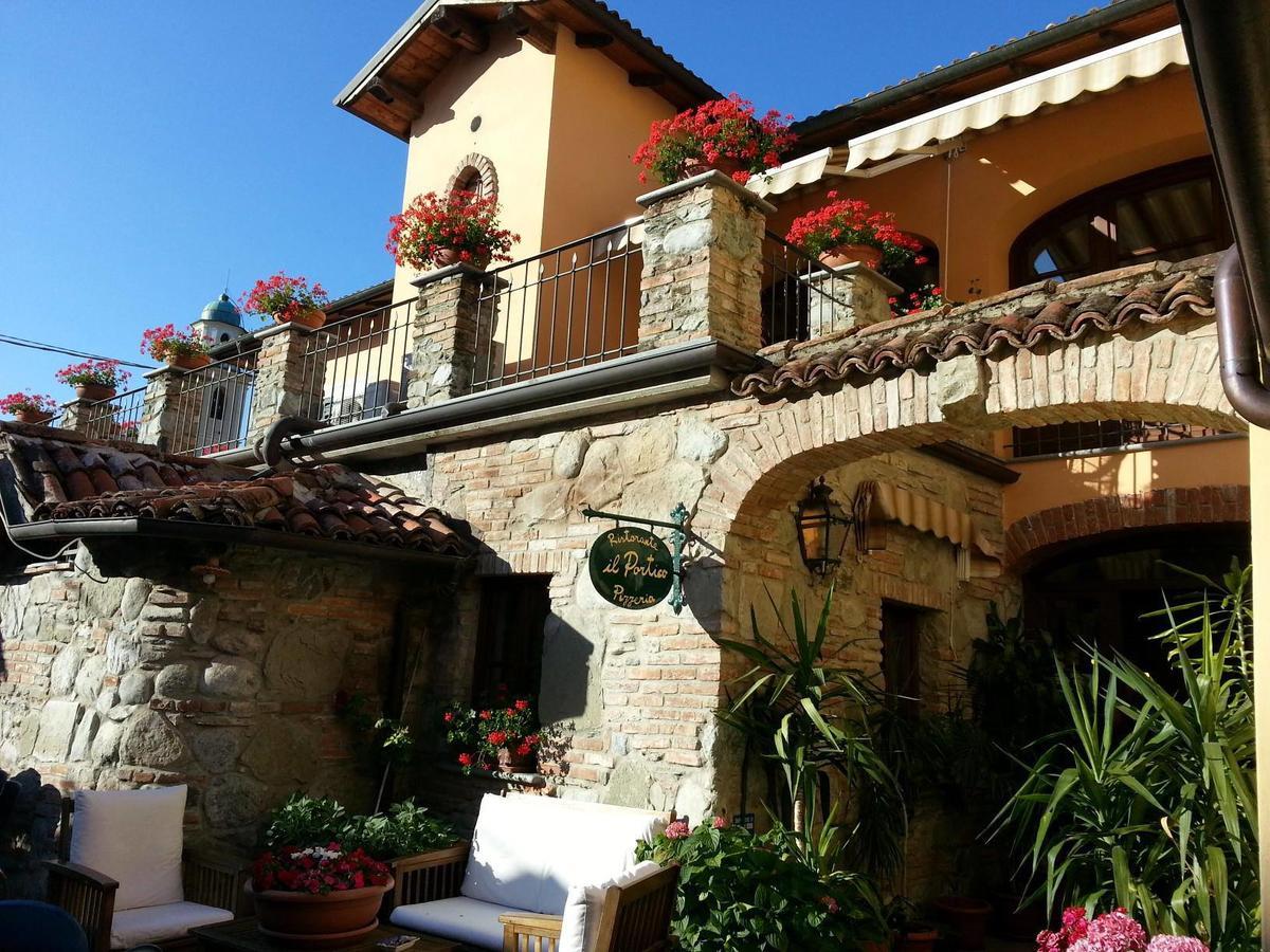 Hotel Il Portico Carrosio Exterior foto